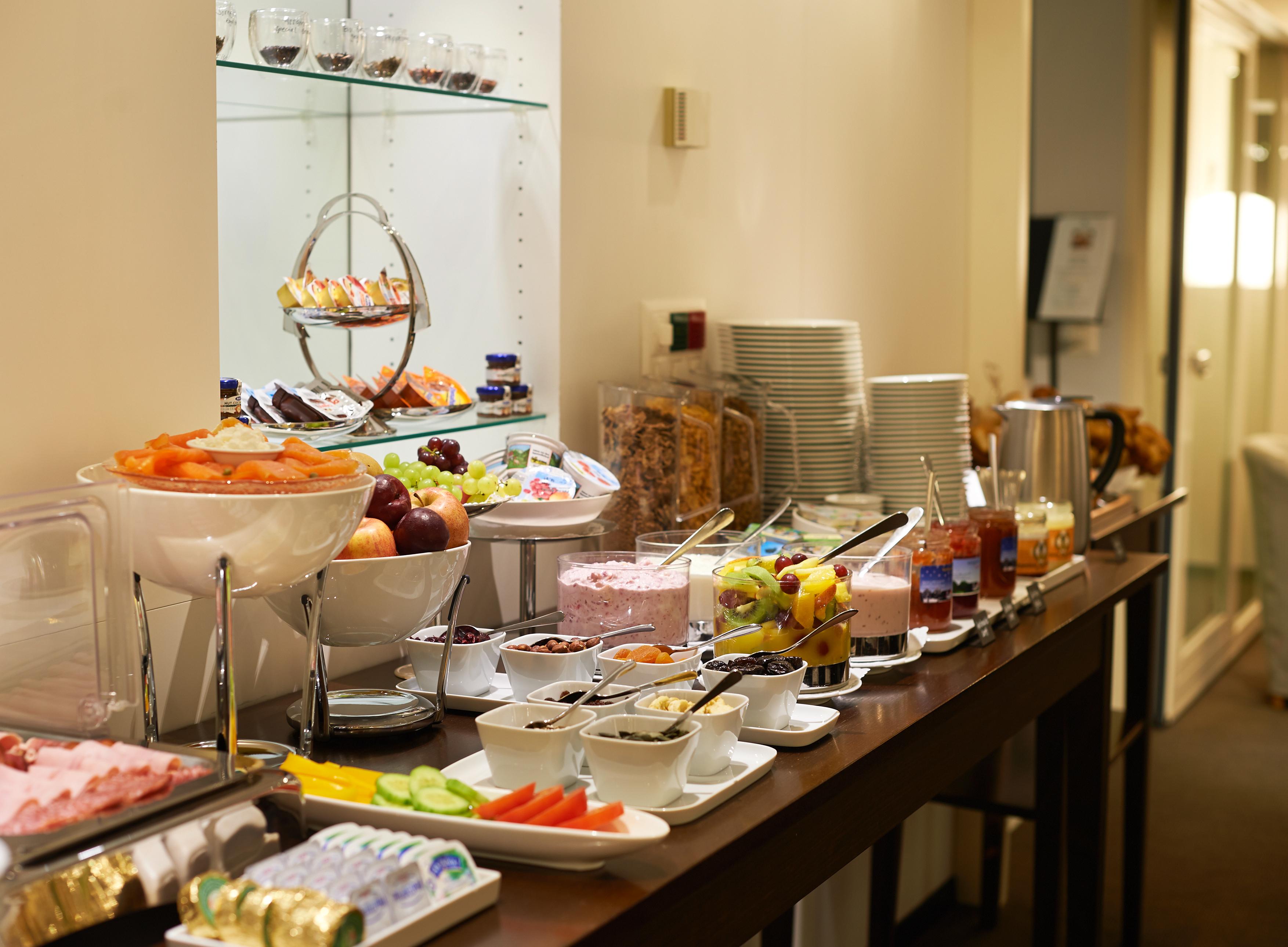 Boutique Hotel Helmhaus Zuerich Ngoại thất bức ảnh